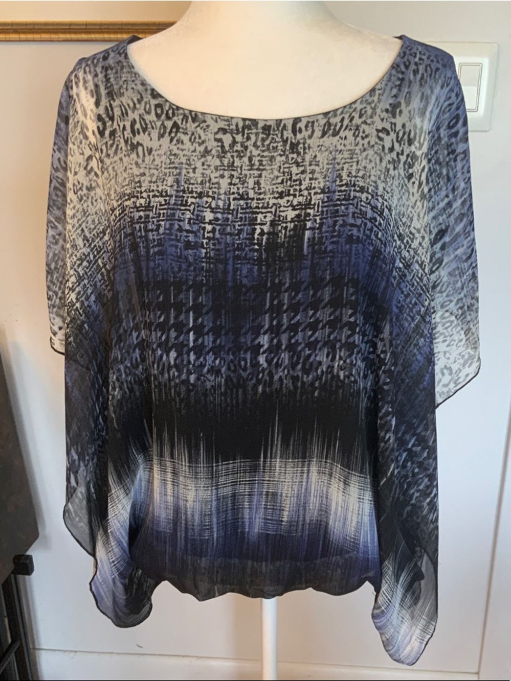 Alfani Blue and Black Ombre Animal-Print Tunic